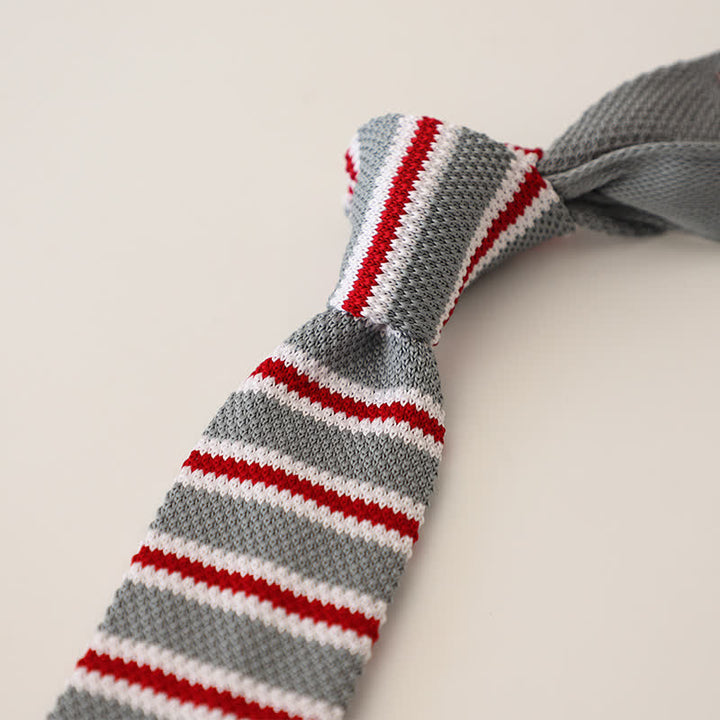 Corbata de punto estrecha de rayas para hombre