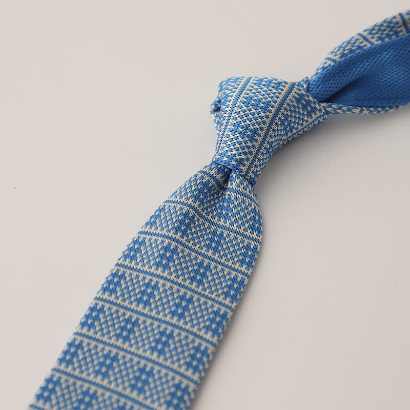 Corbata de punto con estampado de lunares y copos de nieve para hombre