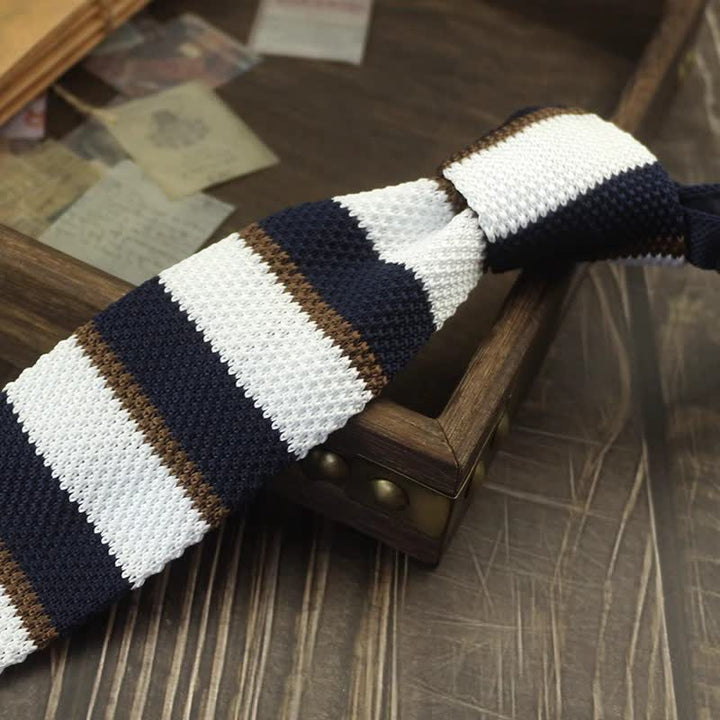 Corbata de punto a rayas con estampado de bloques de colores para hombre