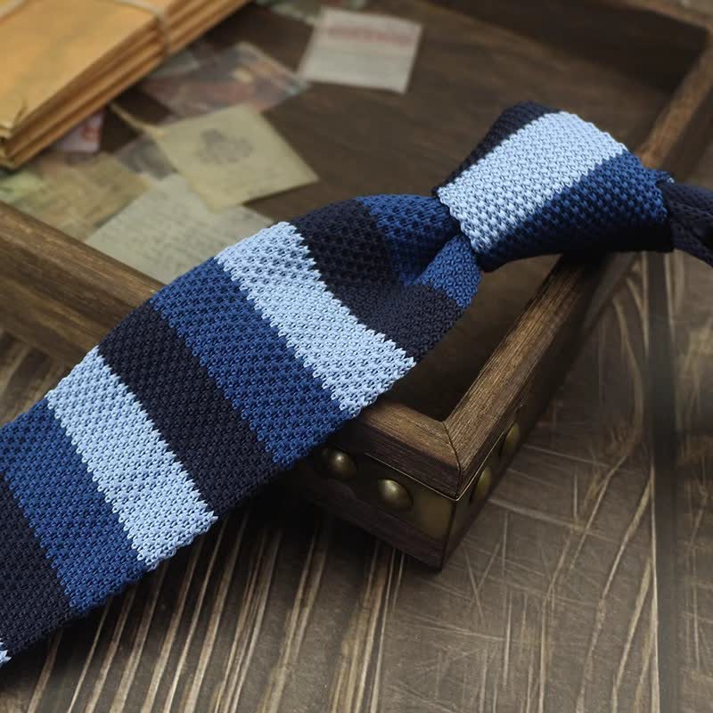 Corbata de punto a rayas con estampado de bloques de colores para hombre
