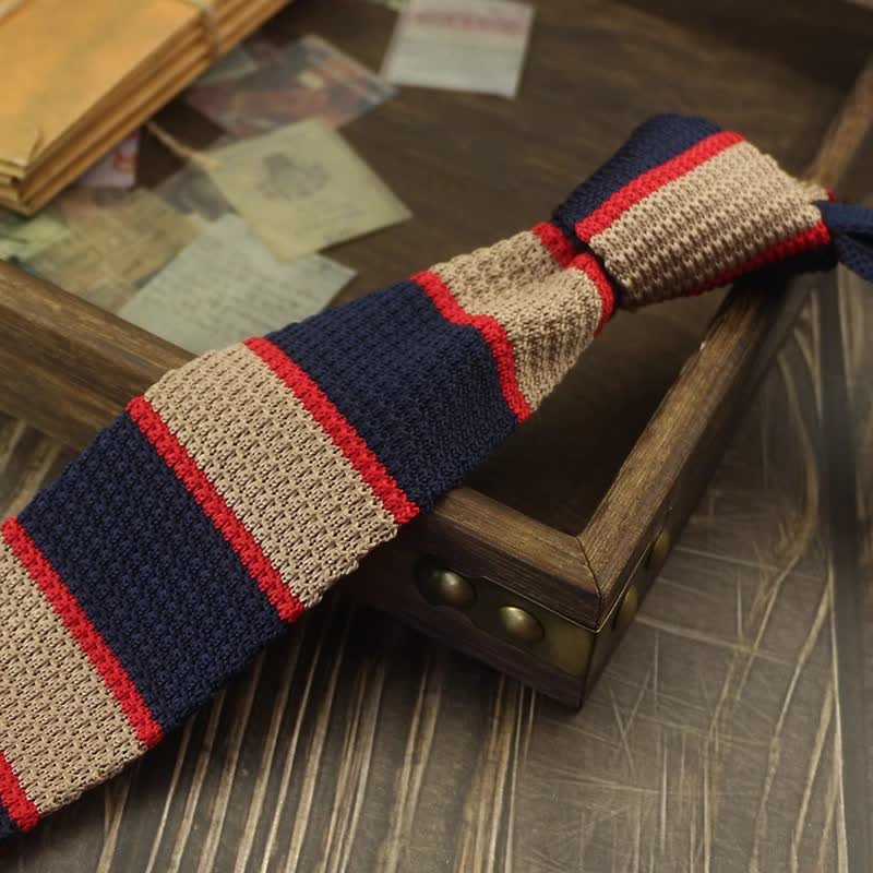 Corbata de punto a rayas con estampado de bloques de colores para hombre