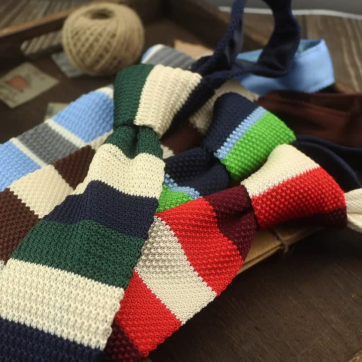 Corbata de punto a rayas con estampado de bloques de colores para hombre