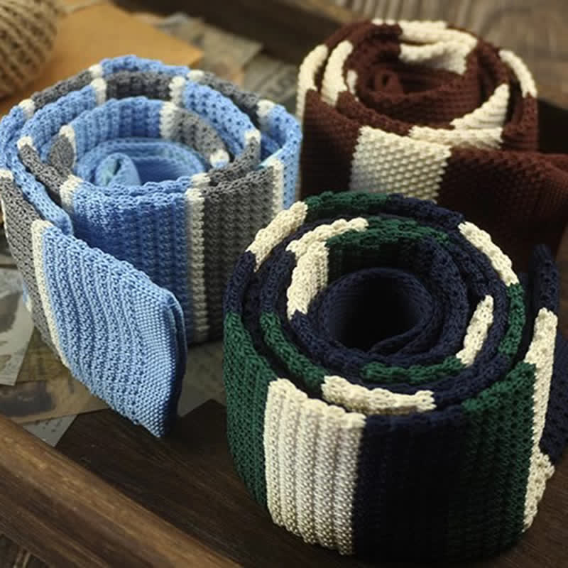 Corbata de punto a rayas con estampado de bloques de colores para hombre