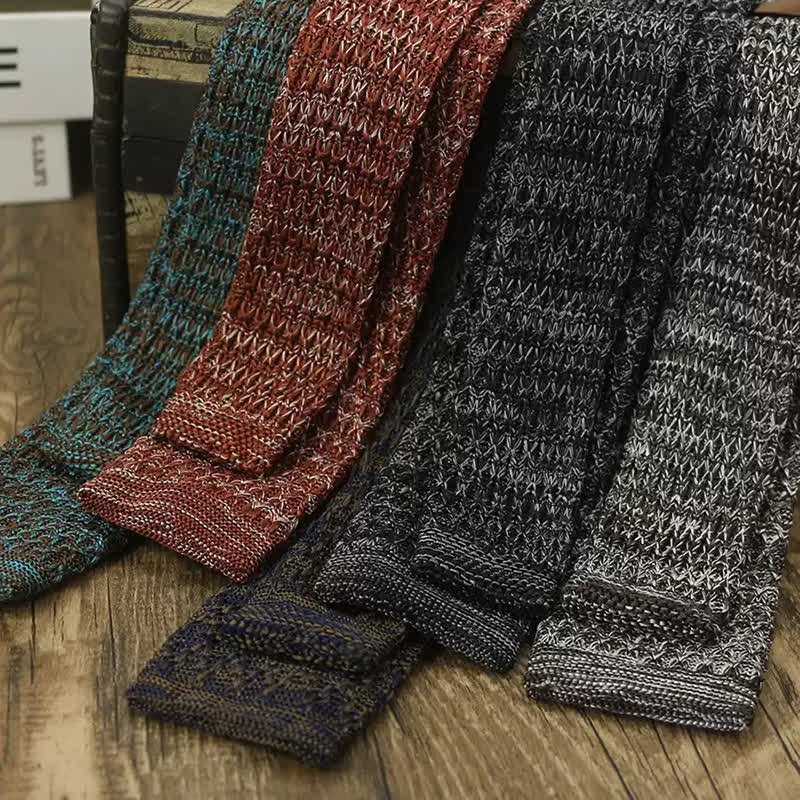 Corbata de punto de color oscuro jaspeado para hombre