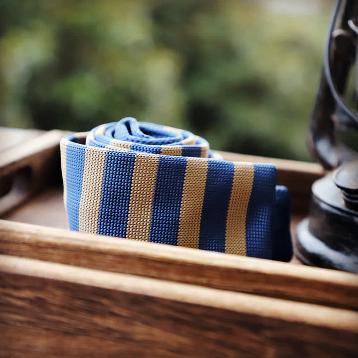 Corbata de punto a rayas azules y caqui para hombre