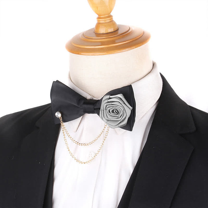 Pajarita elegante con decoración de cadena dorada rosa para hombre