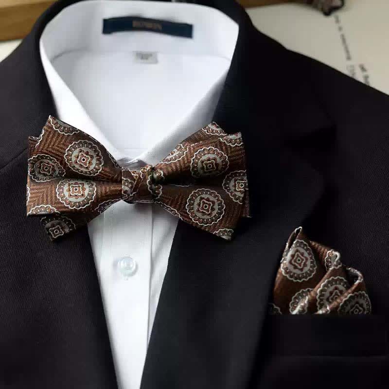 Pajarita con pañuelo de doble capa con estampado vintage para hombre