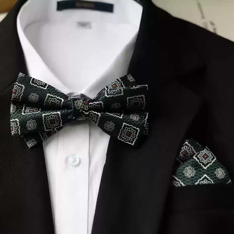 Pajarita con pañuelo de doble capa con estampado vintage para hombre
