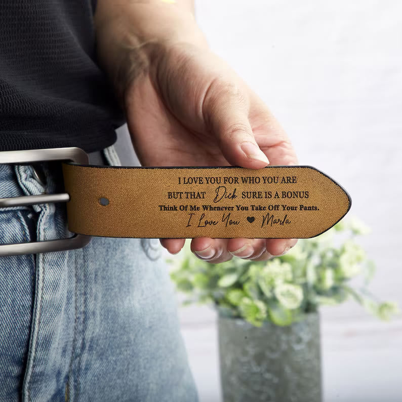 Cinturón de cuero personalizado con nombres grabados, regalo cálido