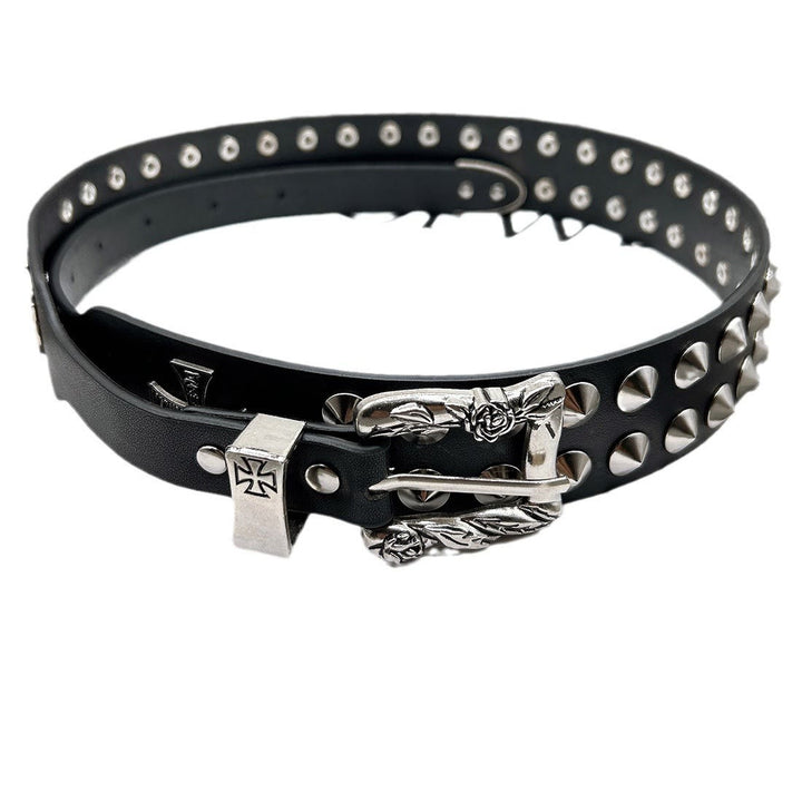 Cinturón de cuero con remaches punk con diseño de cruz de Pascua