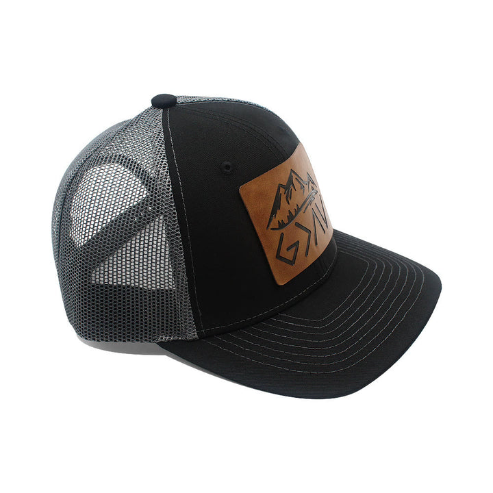 Gorra de camionero ajustable "Dios es más grande que los altibajos"