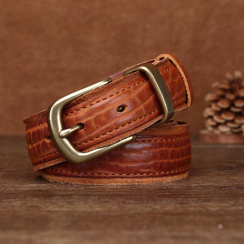 Cuero vintage con textura rugosa y ondulación del agua, con detalles en BVelt