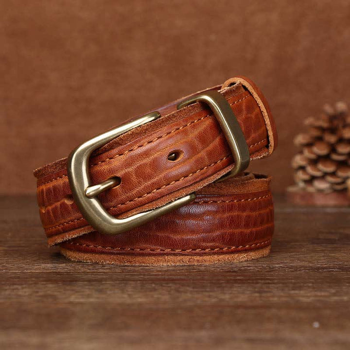 Cuero vintage con textura rugosa y ondulación del agua, con detalles en BVelt