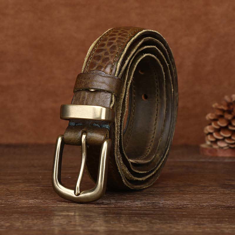 Cuero vintage con textura rugosa y ondulación del agua, con detalles en BVelt