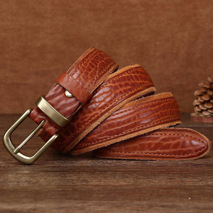 Cuero vintage con textura rugosa y ondulación del agua, con detalles en BVelt