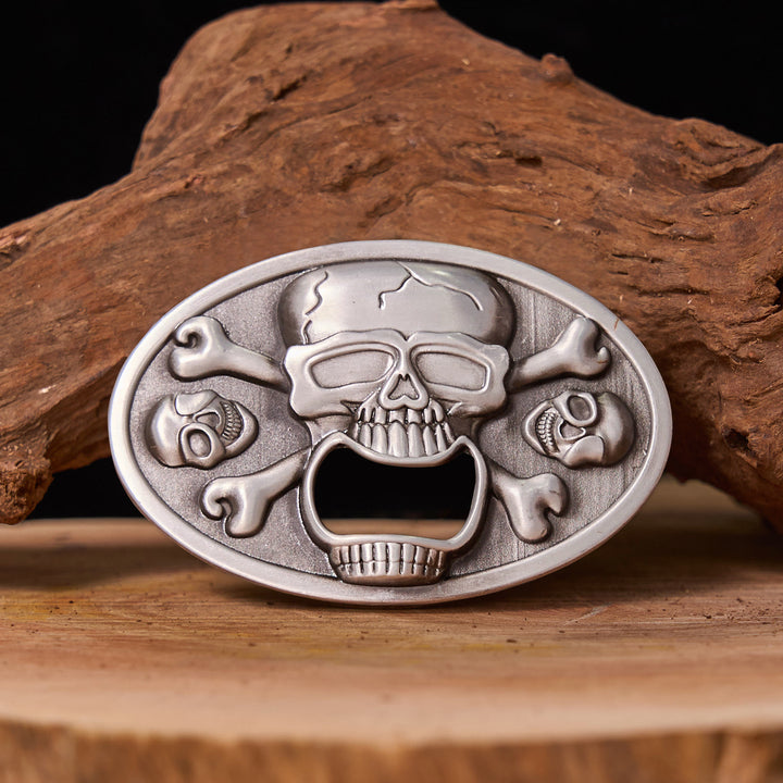 Cinturón de cuero con hebilla estilo western, hecho a mano, con calavera y abrebotellas