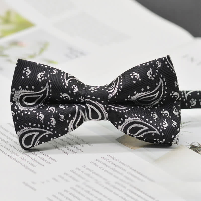 Pajarita elegante con estampado artístico vintage de cachemira para hombre