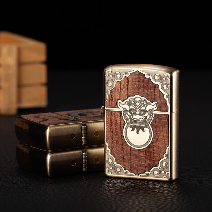 Encendedor de quesoseno recargable con carcasa de madera tallada de estilo retro