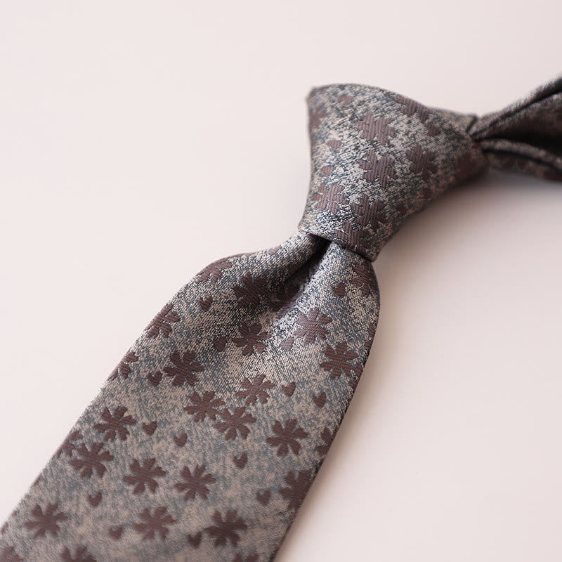 Corbata con estampado floral mini de flores de chocolate para hombre