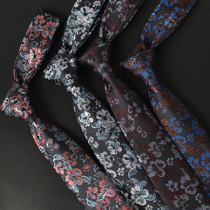 Corbata para hombre con estampado de flores tiernas