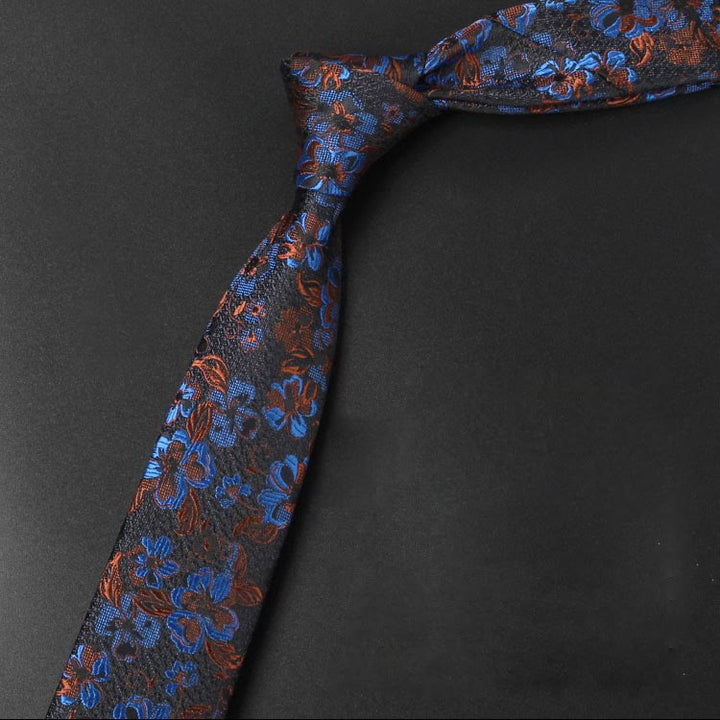 Corbata para hombre con estampado de flores tiernas