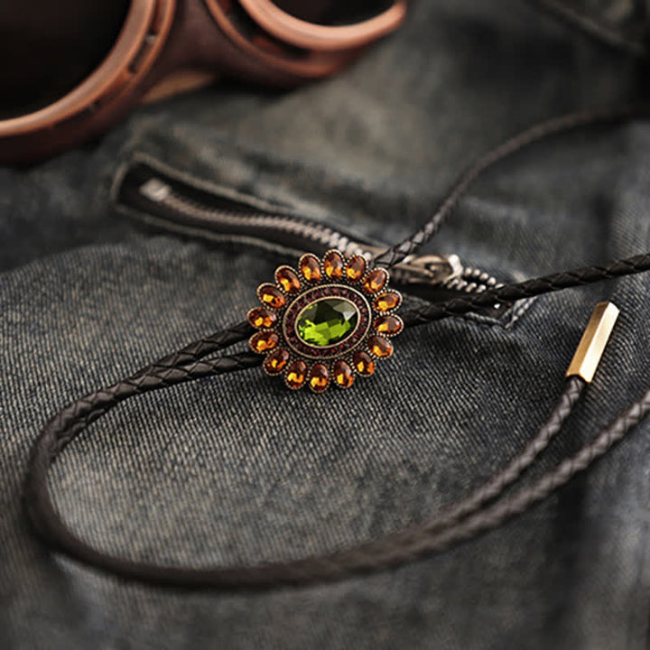 Corbata bolo con flor de cristal verde y naranja solar