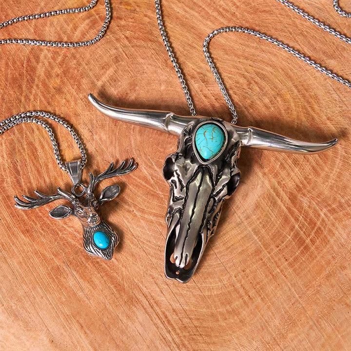 Conjunto de collar con colgante de toro longhorn y cabeza de alce turquesa