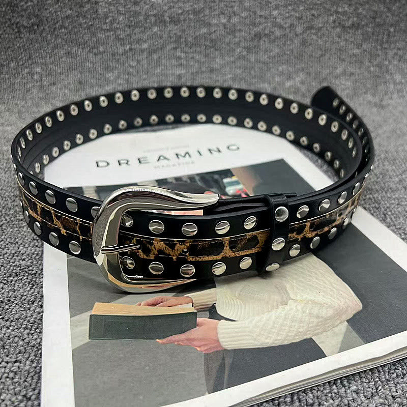 Cinturón de piel con remaches y estampado de leopardo para mujer