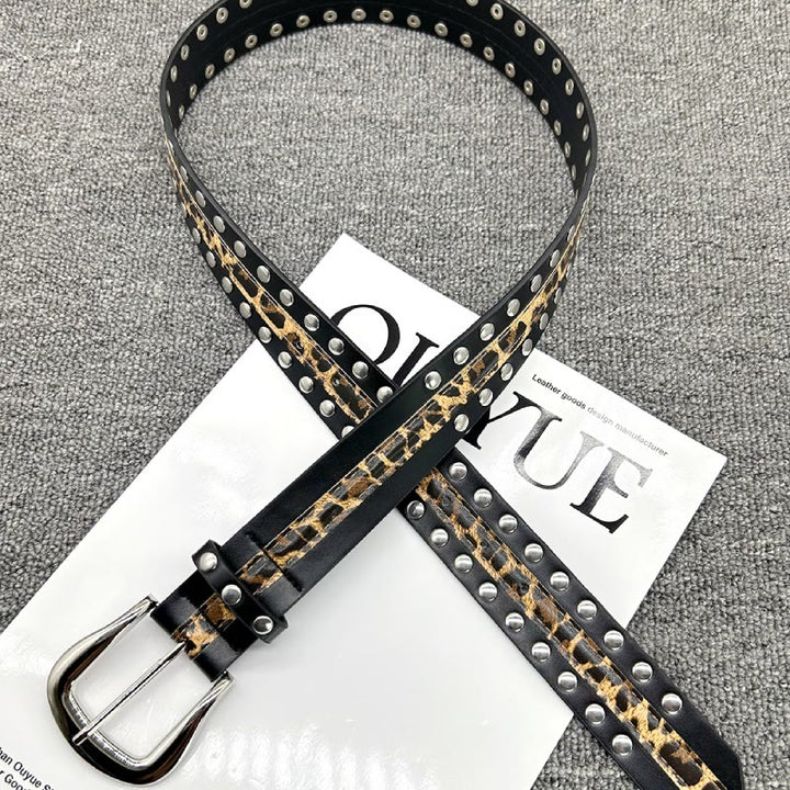 Cinturón de piel con remaches y estampado de leopardo para mujer