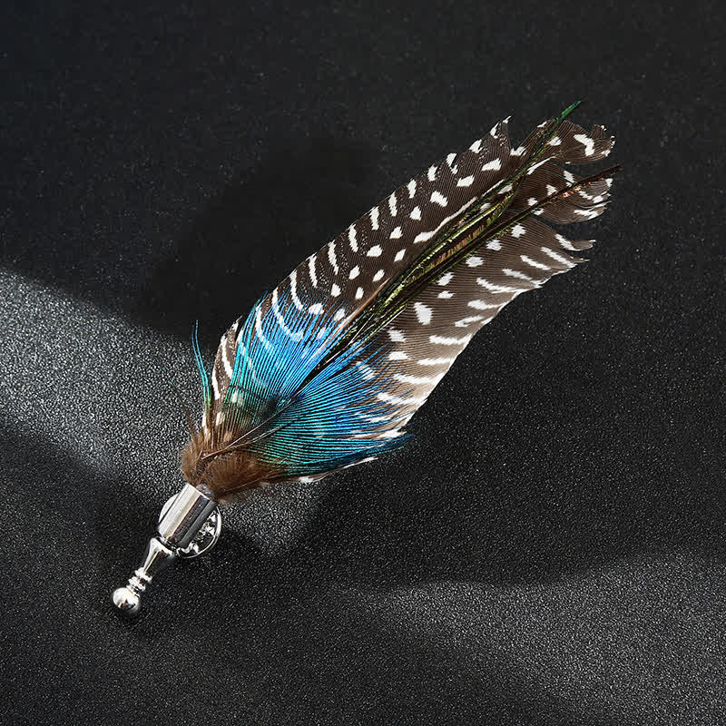 Broche unisex clásico de plumas de pavo real de colores para fiesta de bodas