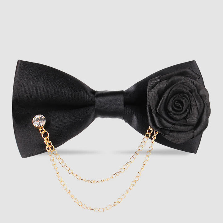 Pajarita elegante con decoración de cadena dorada rosa para hombre