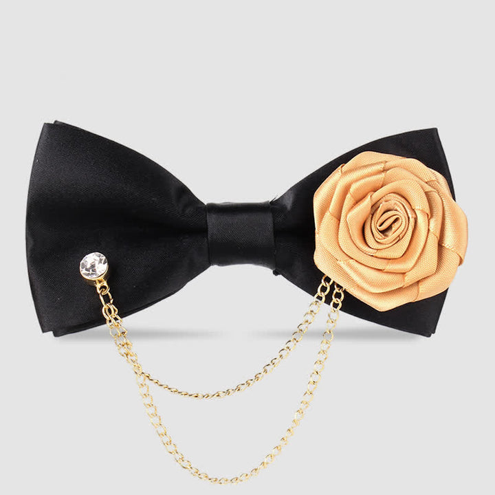Pajarita elegante con decoración de cadena dorada rosa para hombre