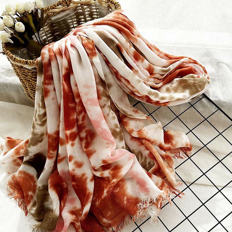 Bufanda fina y ligera con estampado artístico tie-dye para mujer