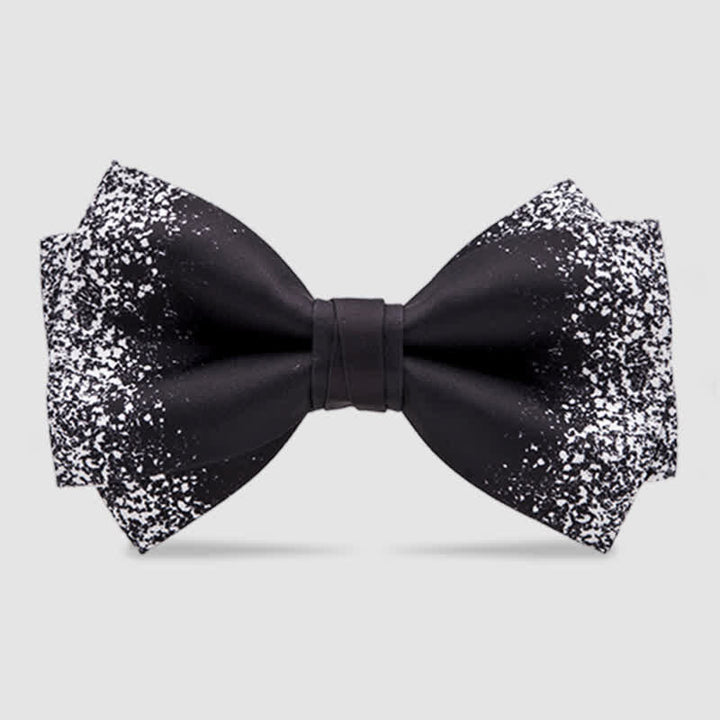 Pajarita para hombre con diseño de cielo nocturno resplandeciente en blanco y negro