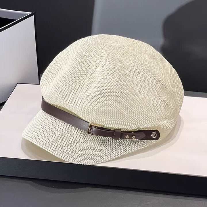 Boina de paja playera con decoración de banda de cuero tejido para mujer