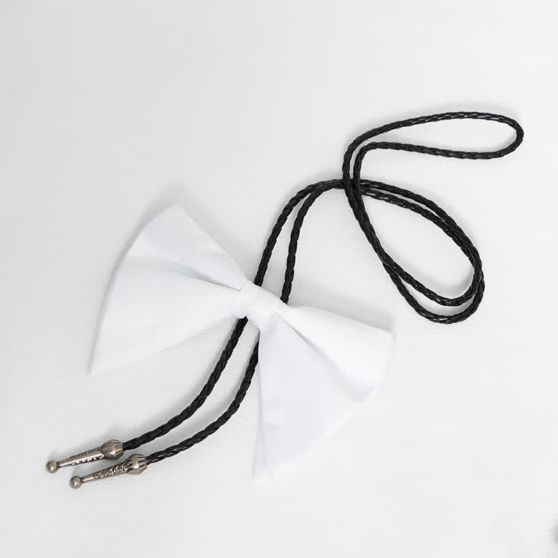Pajarita bolo creativa de gran tamaño en blanco y negro
