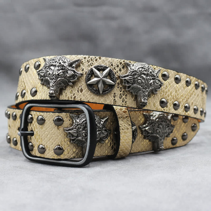 Cinturón de cuero con estampado de piel de serpiente negra y remaches de cabeza de lobo en plata antigua