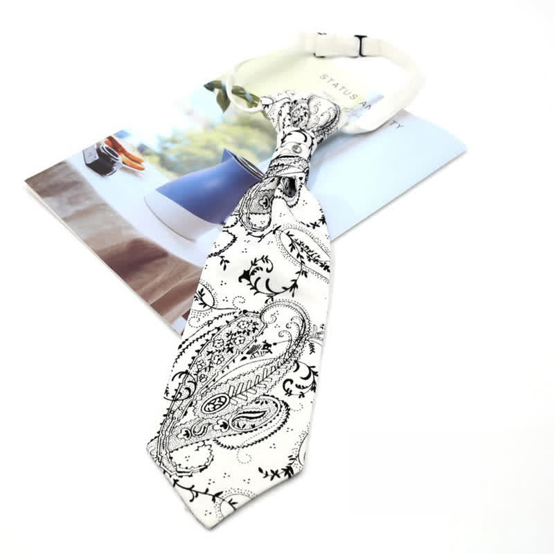 Corbata de esmoquin de lujo con estampado paisley y ruche preanudada para hombre