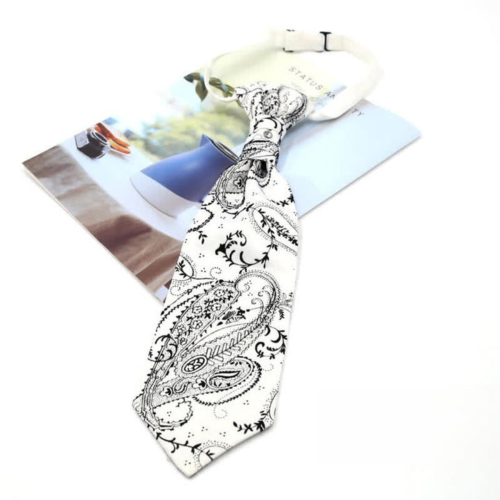 Corbata de esmoquin de lujo con estampado paisley y ruche preanudada para hombre