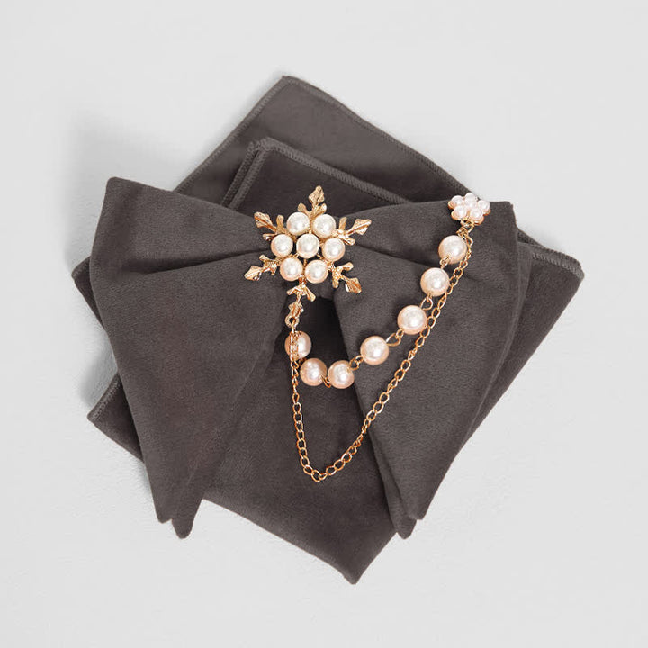 Pajarita de terciopelo con cadena de perlas y copos de nieve para hombre