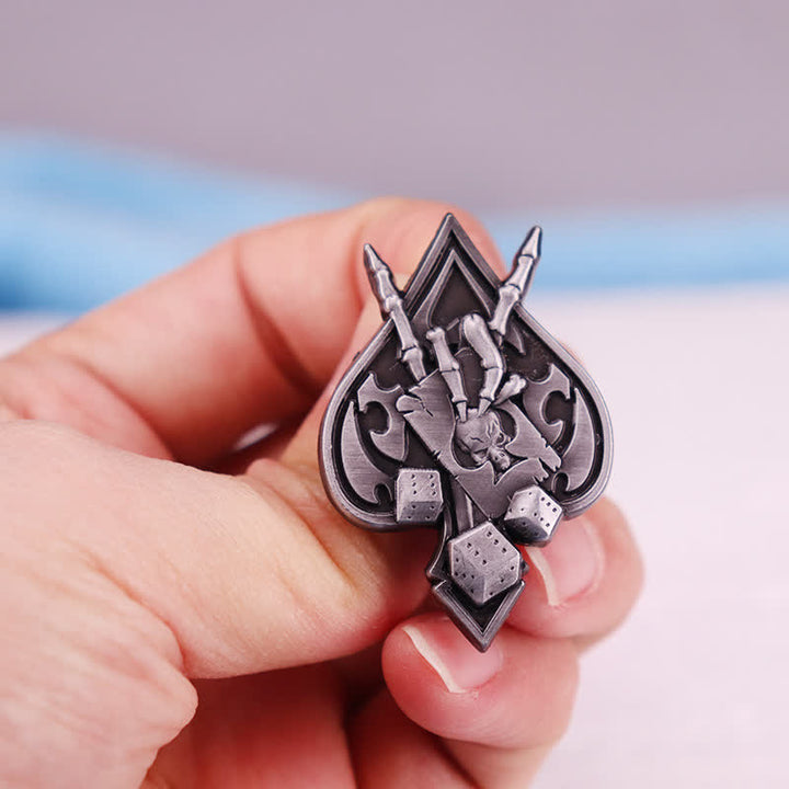 Broche de as de picas, calavera, esqueleto, mano del diablo, cuernos