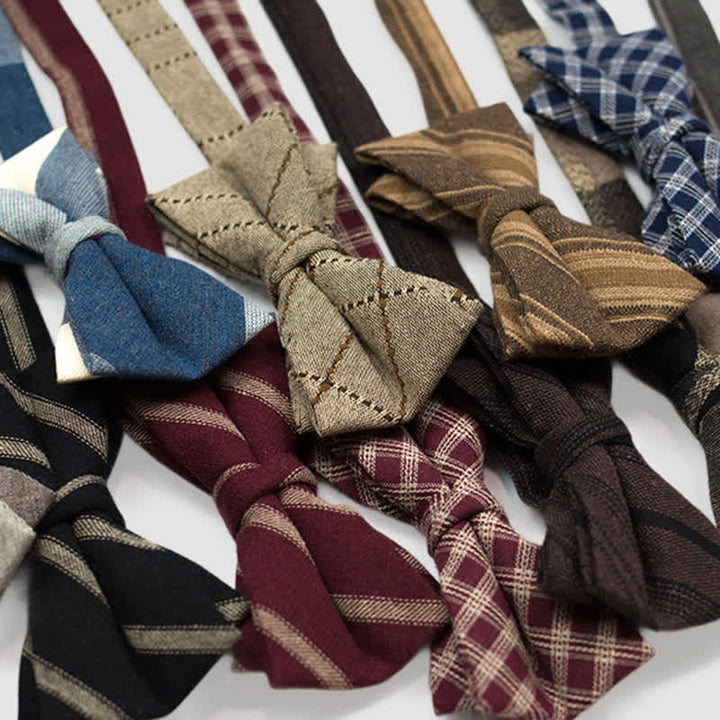Pajarita de algodón color café a rayas y cuadros estilo británico para hombre