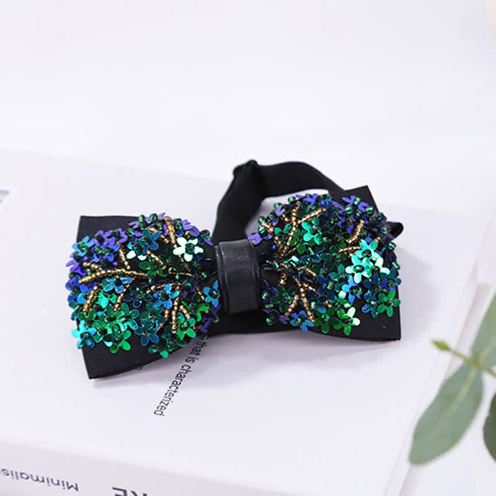 Pajarita de lentejuelas con forma de flor verde y azul brillante
