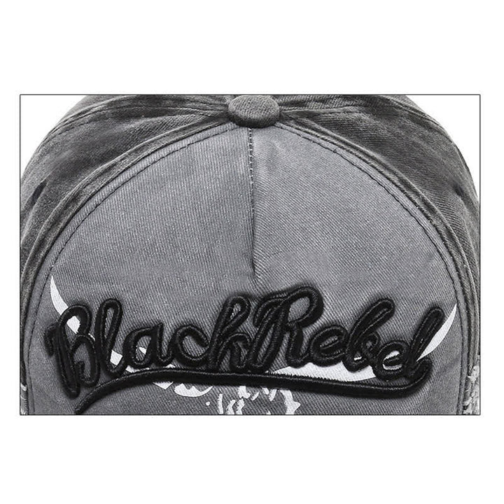 Gorra de béisbol lavada con cabeza de toro longhorn bordada con letras
