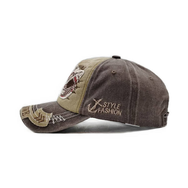 Gorra de béisbol lavada con borde deshilachado retro y bordado de tiburón