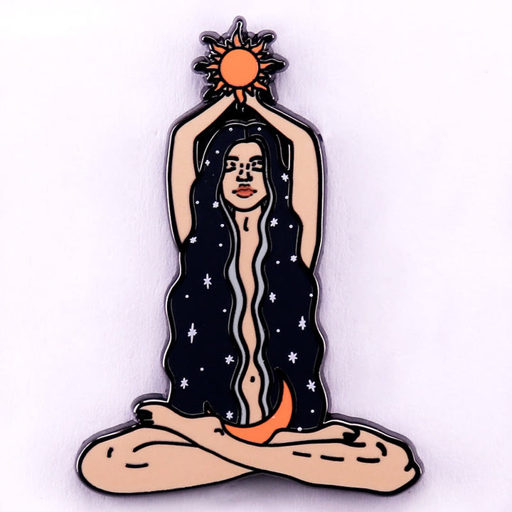 Broche de esmalte de la Diosa Celestial Sol y Luna para mujer