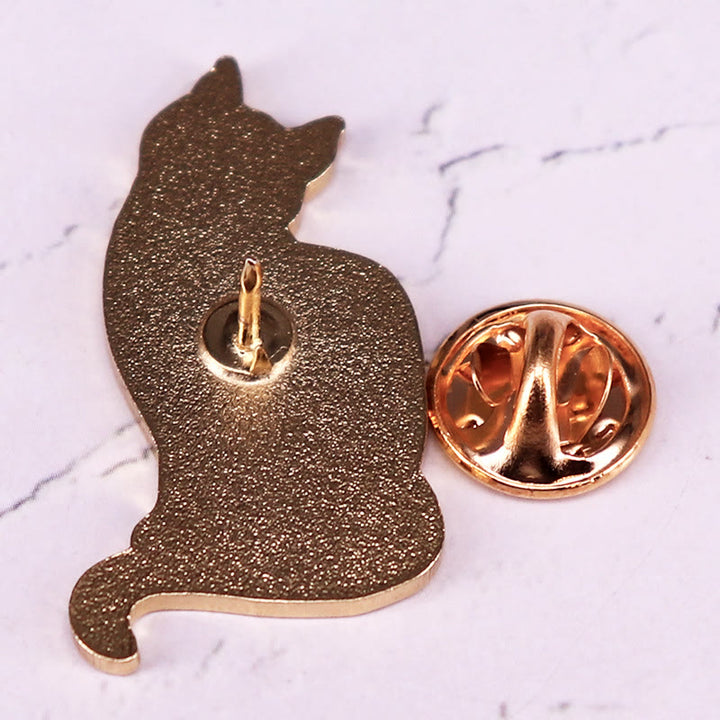 Broche de esmalte con forma de gato místico del cielo estrellado