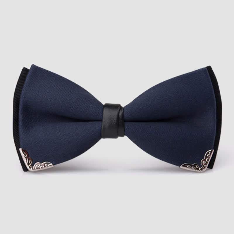 Pajarita elegante con detalles de metal dorado para hombre
