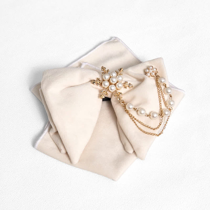Pajarita de terciopelo con cadena de perlas y copos de nieve para hombre