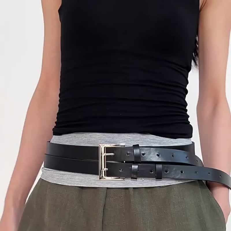 Cinturón de cuero negro con doble correa y doble punta para mujer
